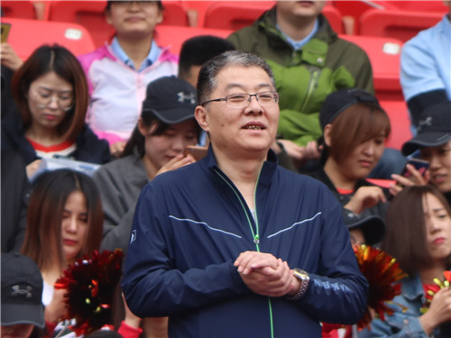 肖总出席集团运动会